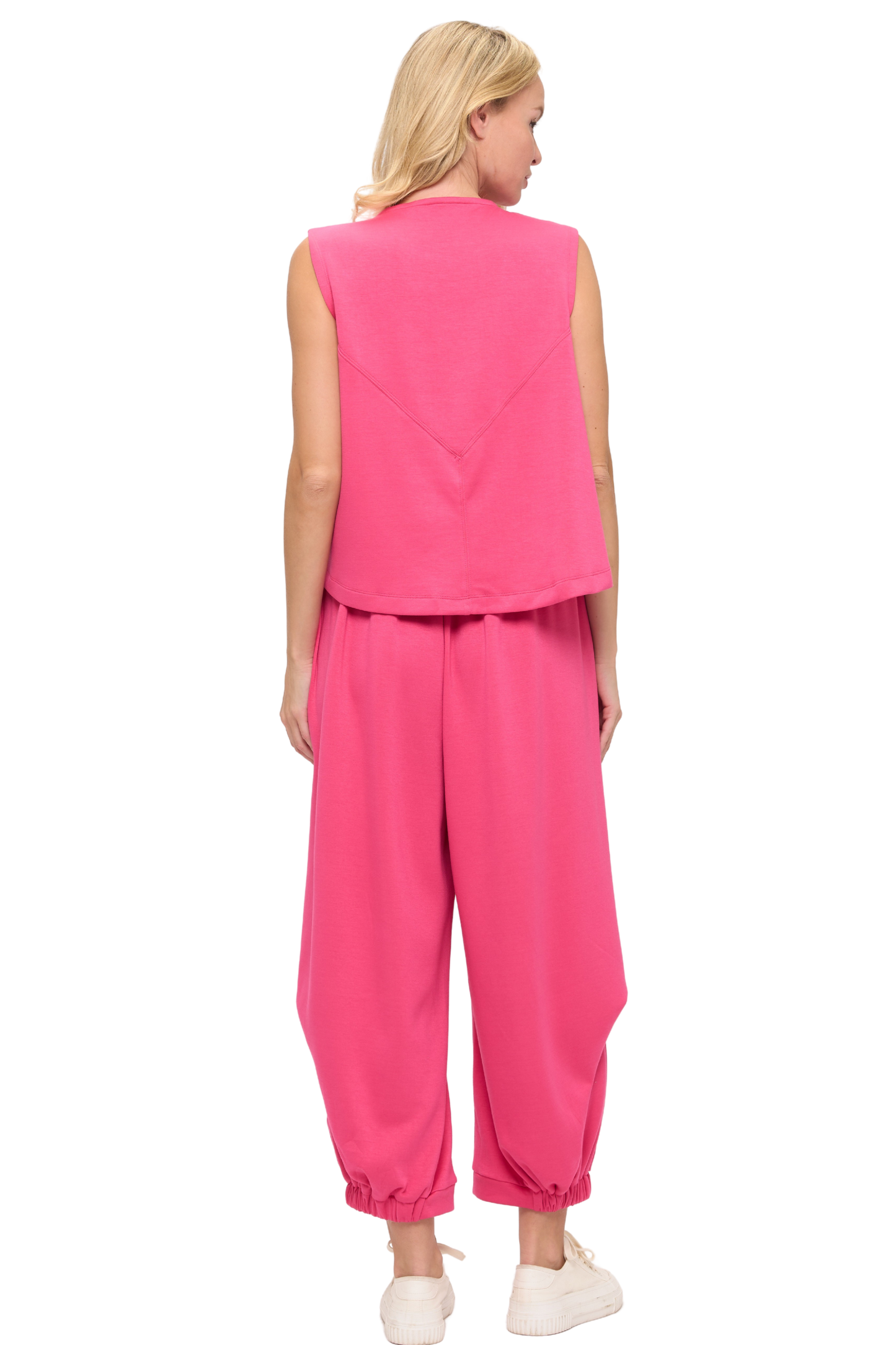 Relaxed Scuba Tank and Cropped Joggers Set