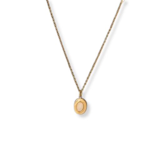 Simple Pearl Oval Pendant Necklace
