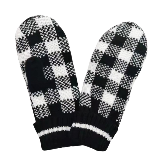 Buffalo Plaid Black and White Knit Mittens