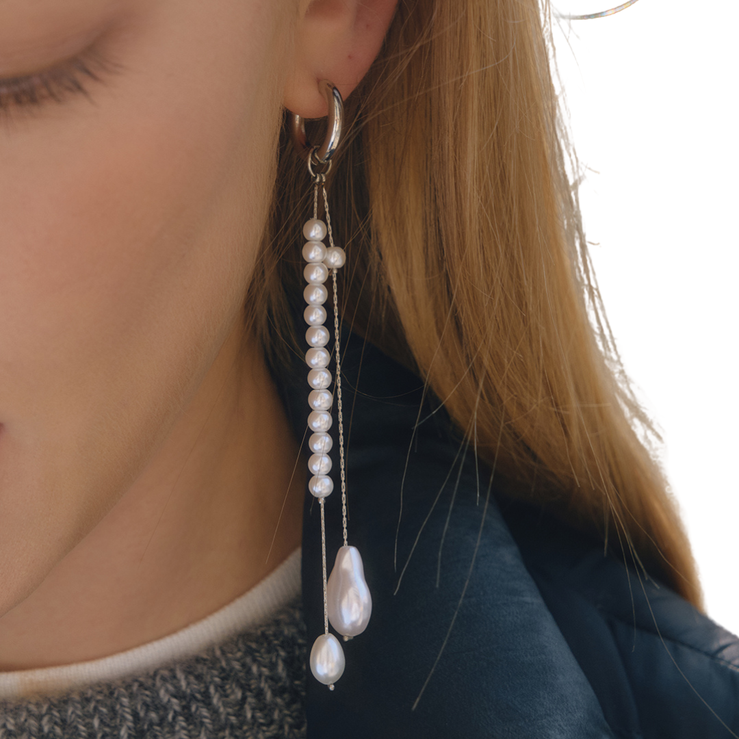 Sestra by Intro Stainless Steel Pearl Drop Huggies
